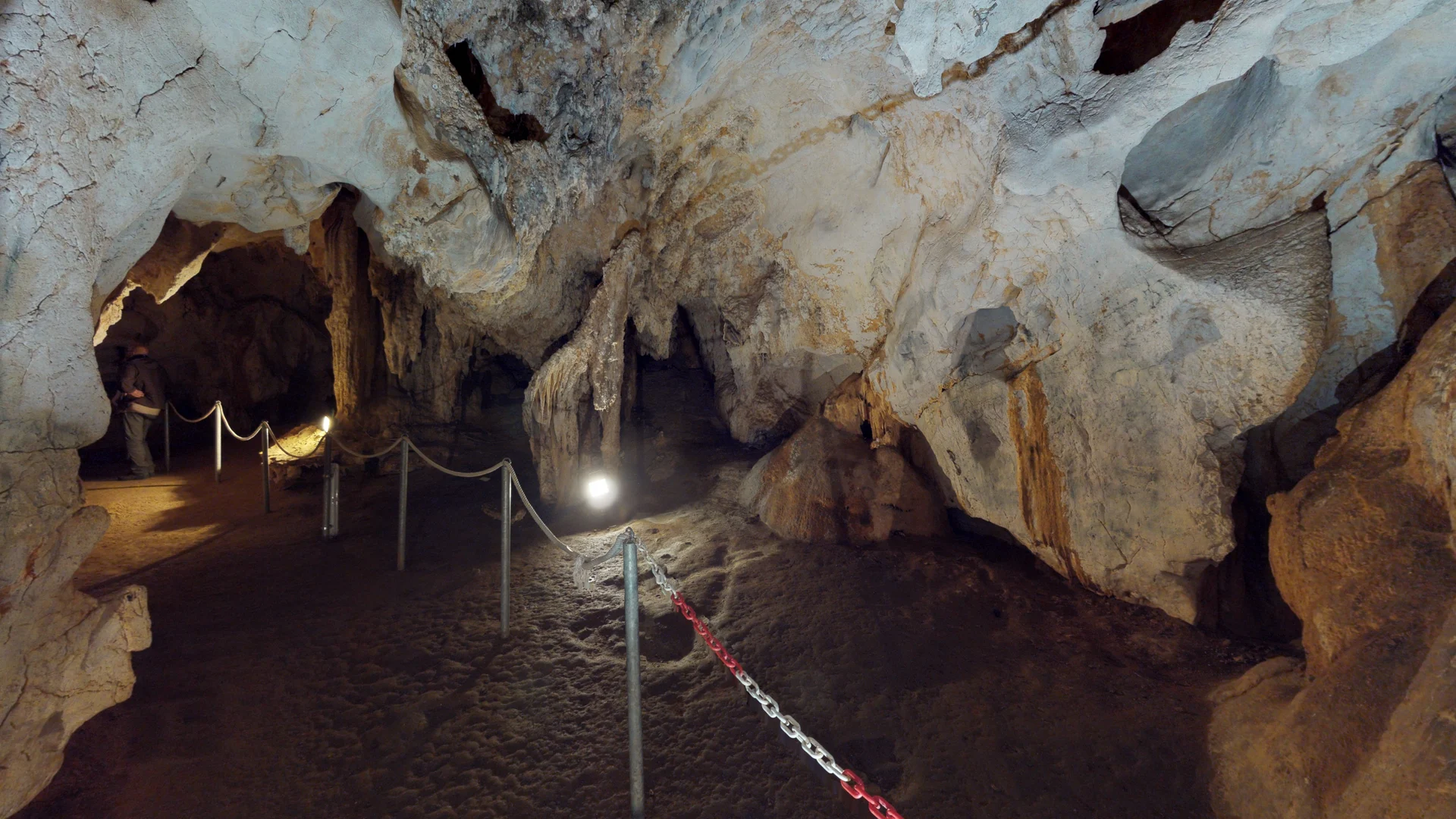 Grotta Corbeddu